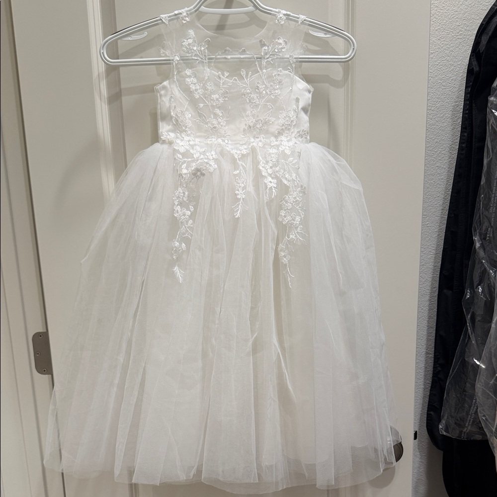 Elegant White Lace Kids Dress